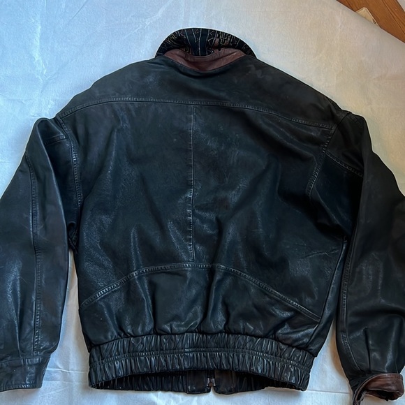 LonePine unisex black leather jacket with design W=M. M=S - Picture 7 of 10